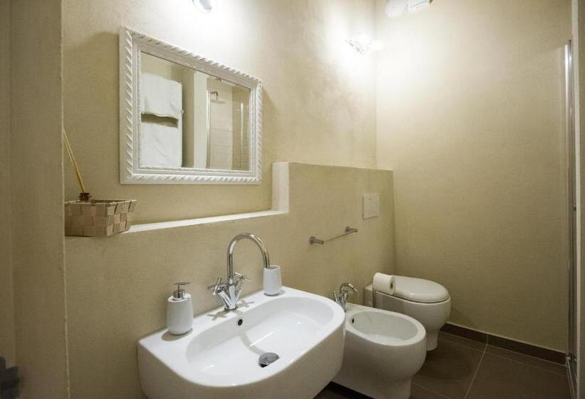 Il Piccolo Cavour Charming House B&b