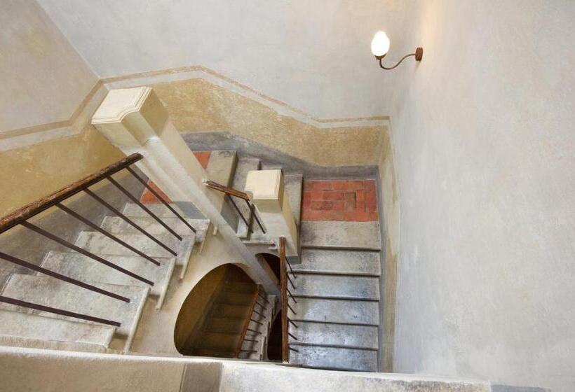 Il Piccolo Cavour Charming House B&b