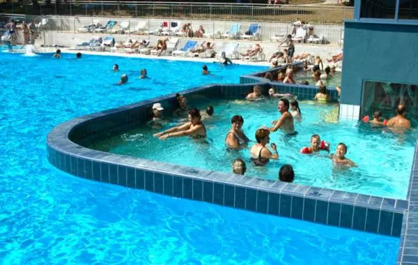 Majatalo Penzion Mima V Kováčovej