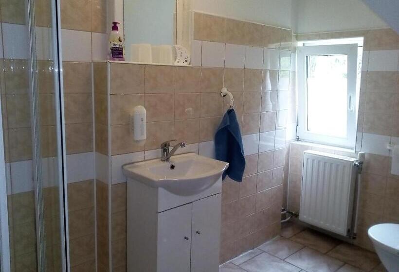 펜션 Penzion Mima V Kováčovej