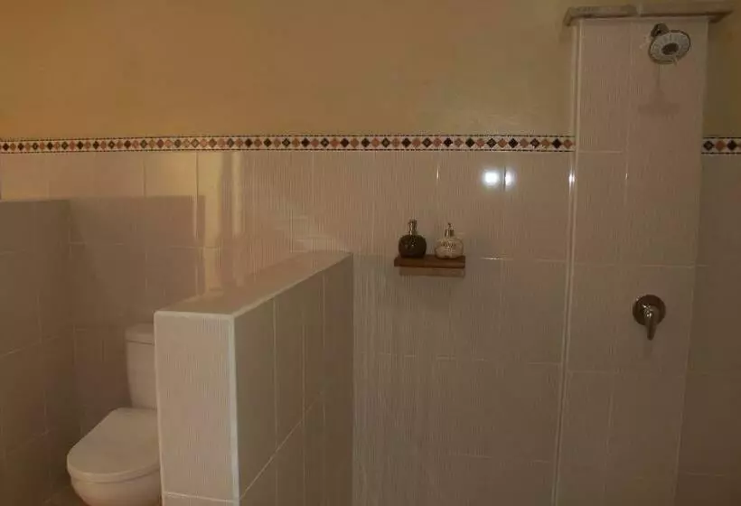 ペンション Taman Padi Villa