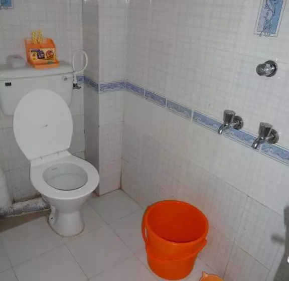 ユースホステル Marwa Inn