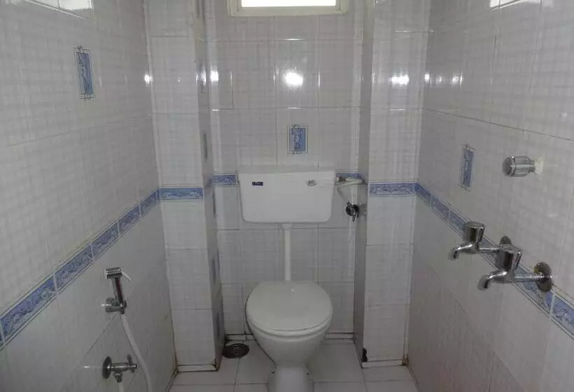 ユースホステル Marwa Inn