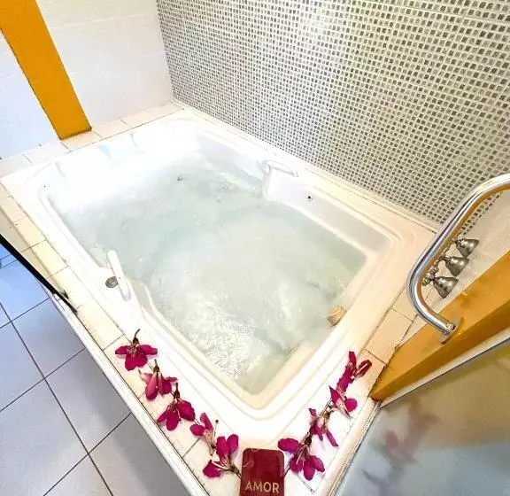 Retkeilymaja Pousada Chalés Da Casa Centenária