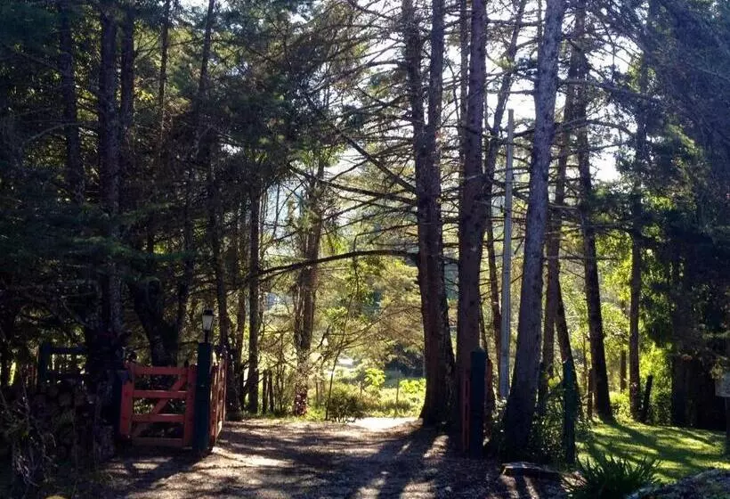 Retkeilymaja Pousada Chalés Da Casa Centenária