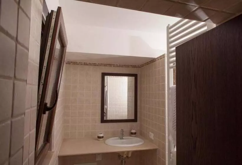 تختخواب و صبحانه Da Santino