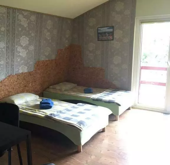 تختخواب و صبحانه Nakvynė Rokiškyje