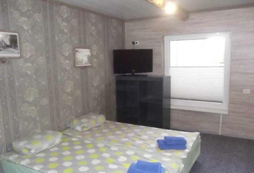 تختخواب و صبحانه Nakvynė Rokiškyje