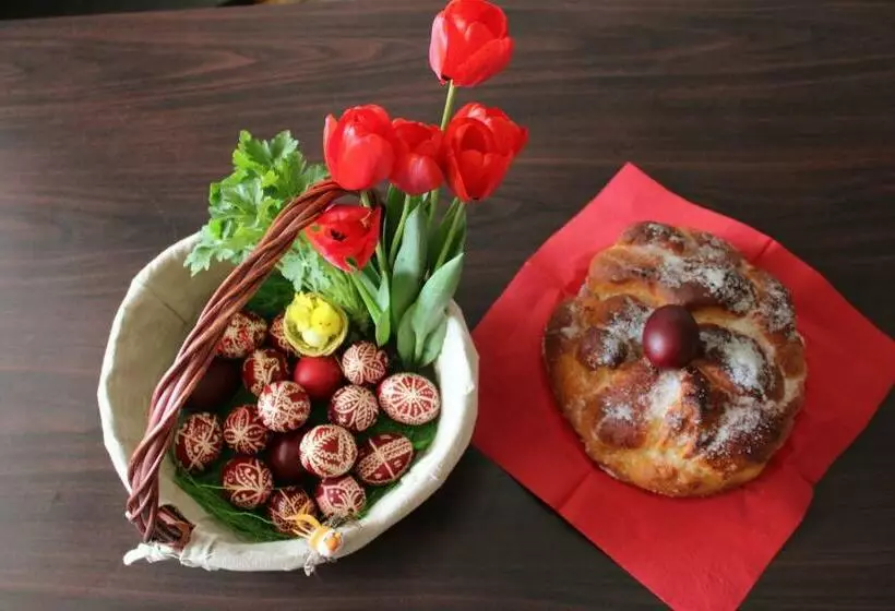 Majatalo старата тонина къща