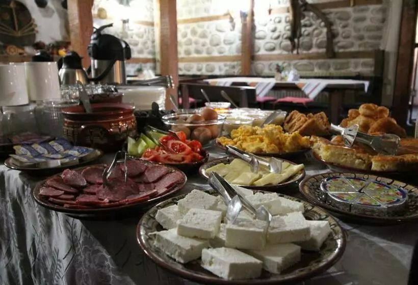 Majatalo старата тонина къща