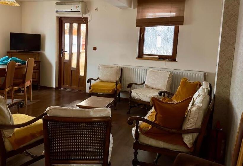 پانسیون Casa Linistita