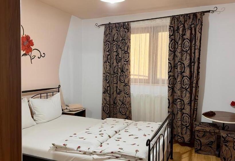 پانسیون Casa Linistita