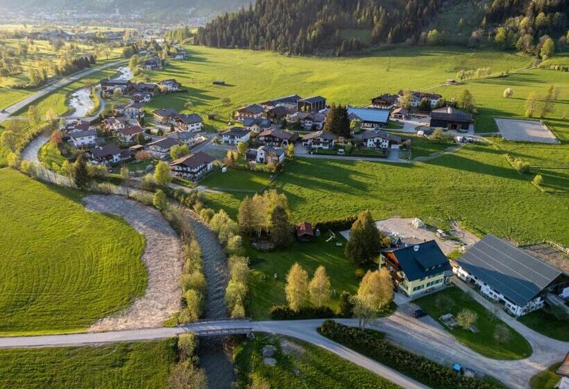 ペンション Haus Anni