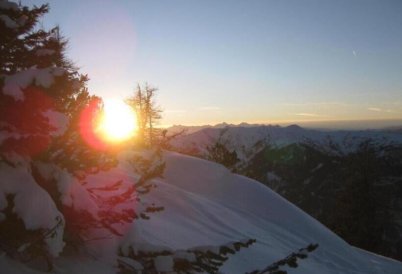 ペンション Haus Anni