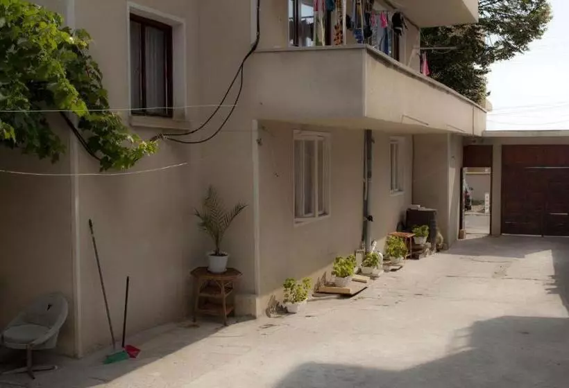 پانسیون Ivanka Guest House