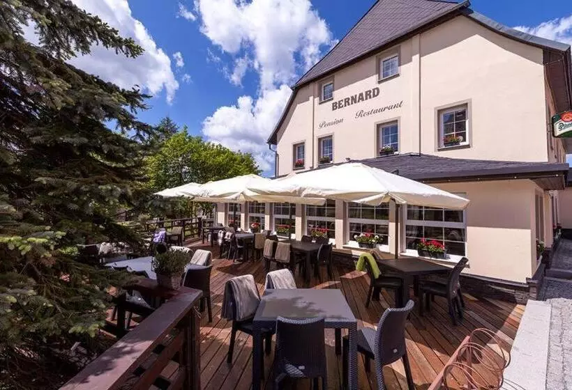 Majatalo Penzion Bernard