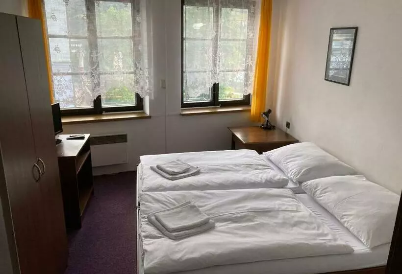 Majatalo Penzion Breuer