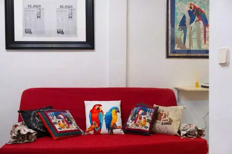 تختخواب و صبحانه La Reina De Gran Via   Parking Tph