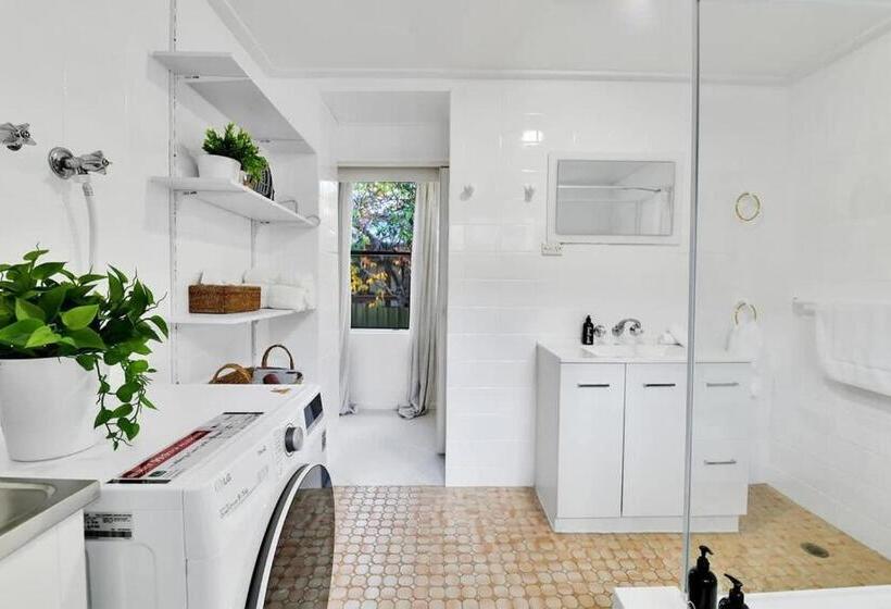 Clinton Cottage 1860s Heritage Home Walk To Cbd