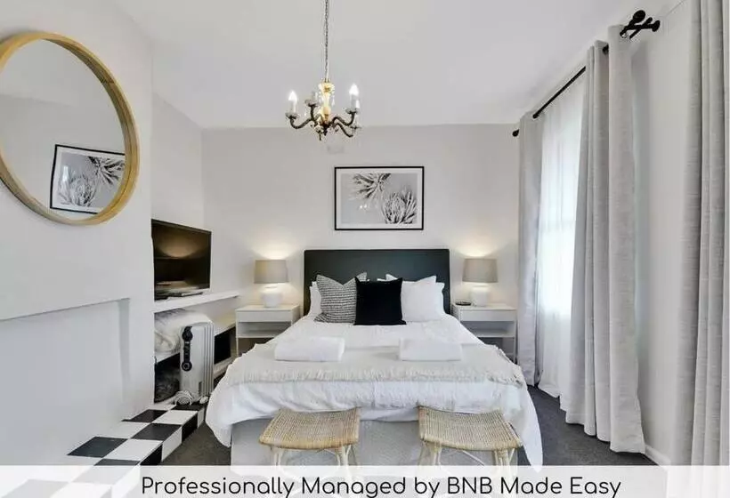 Clinton Cottage 1860s Heritage Home Walk To Cbd