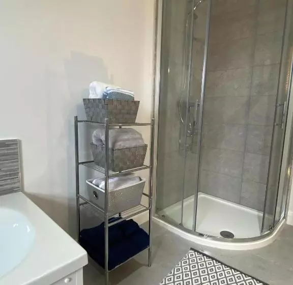 Copperview Apartment