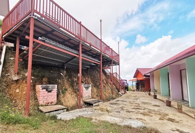 Hotel Oyo 90339 Sosodikon Inap Desa