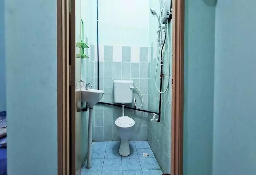 Hotelli Oyo 90339 Sosodikon Inap Desa