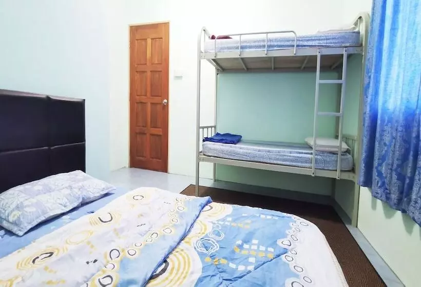 Hotelli Oyo 90339 Sosodikon Inap Desa