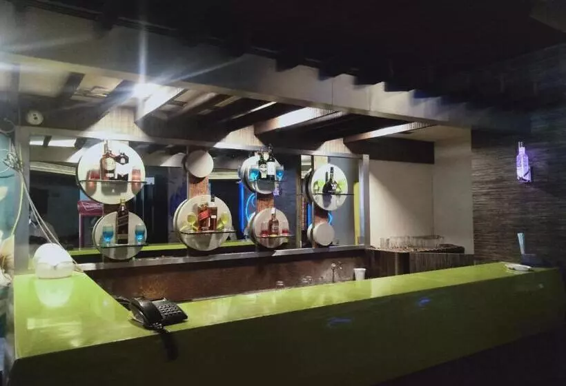 Hotelli Udayanraje Palace