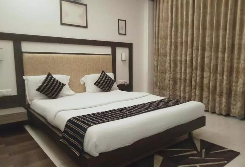 Hotelli Udayanraje Palace