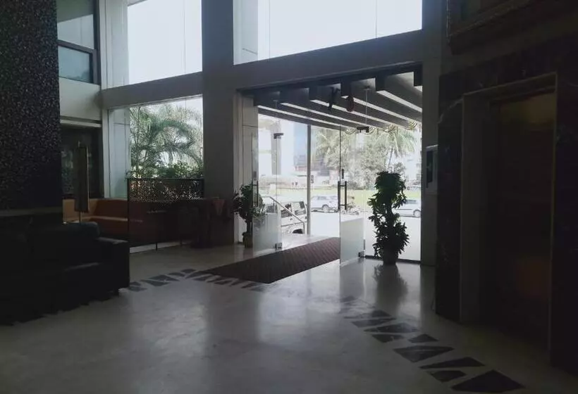 Hotelli Udayanraje Palace