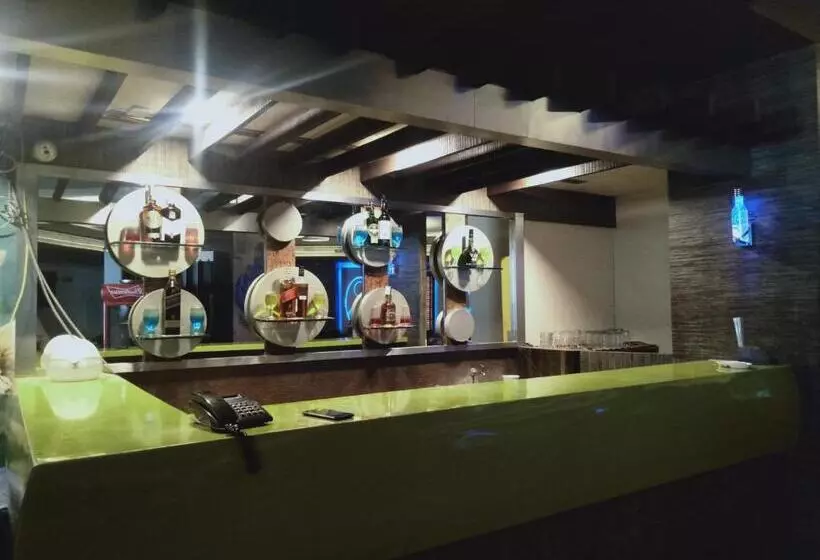 Hotelli Udayanraje Palace