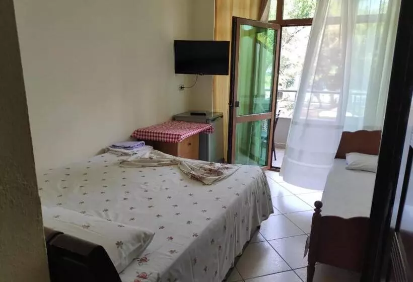 ホテル Vila Vadeha