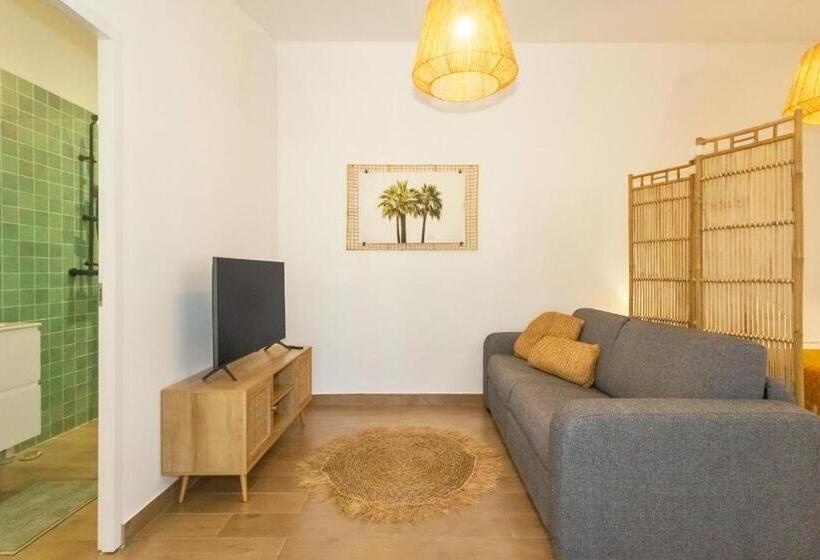 Idylle Charmant Bungalow à 2 Pas Du Lagon