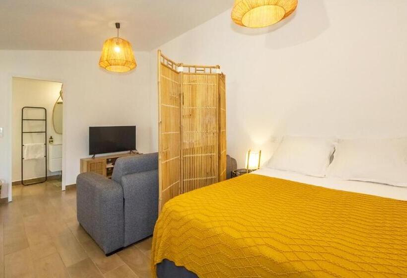 Idylle Charmant Bungalow à 2 Pas Du Lagon