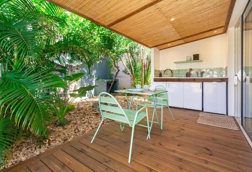 Idylle Charmant Bungalow à 2 Pas Du Lagon