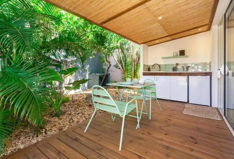 Idylle   Charmant Bungalow à 2 Pas Du Lagon