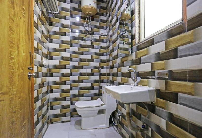 فندق Gl Suites Near Delhi Airport