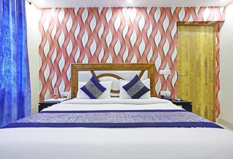 فندق Gl Suites Near Delhi Airport