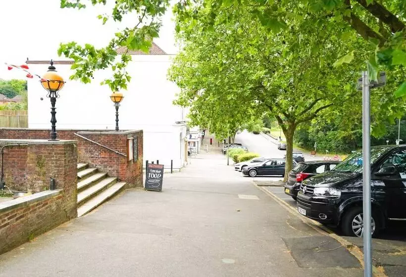 Newly Refurbished Studio, 20mins To London Bridge