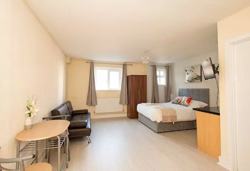 Newly Refurbished Studio, 20mins To London Bridge