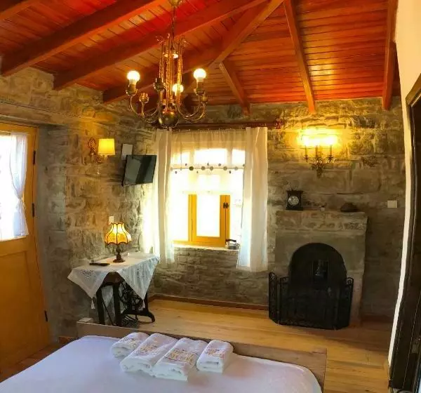 Sari Keçi̇ Taş Otel