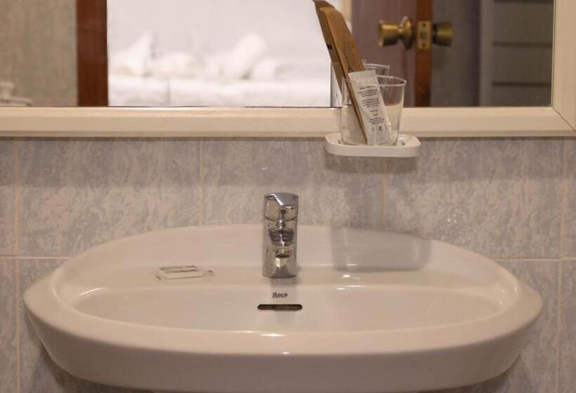 فندق Mesón Kubano B&b