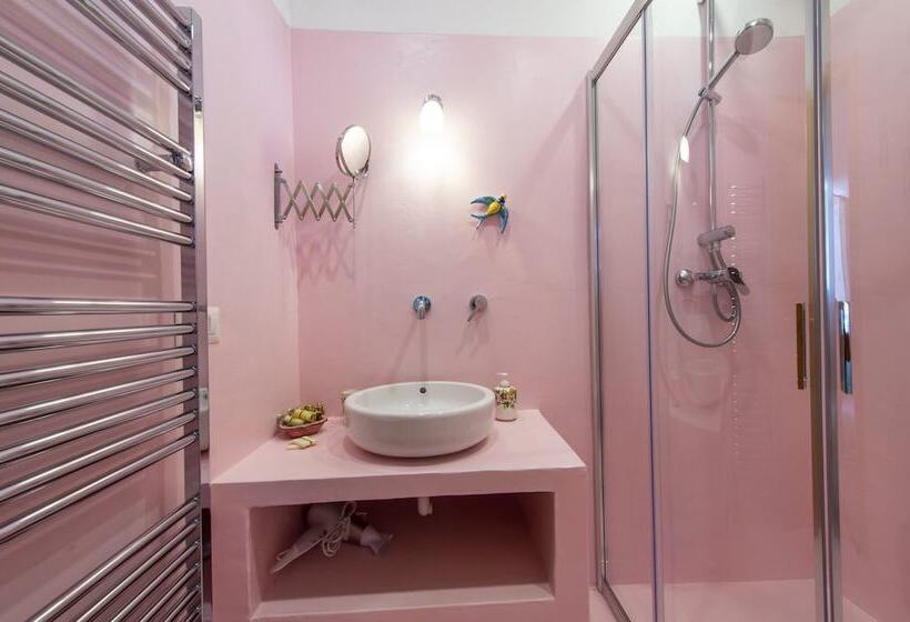 Villa Punta Di Diamante   200 Stairs