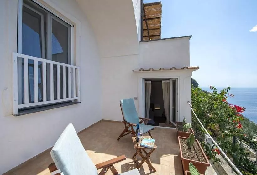 Villa Punta Di Diamante   200 Stairs