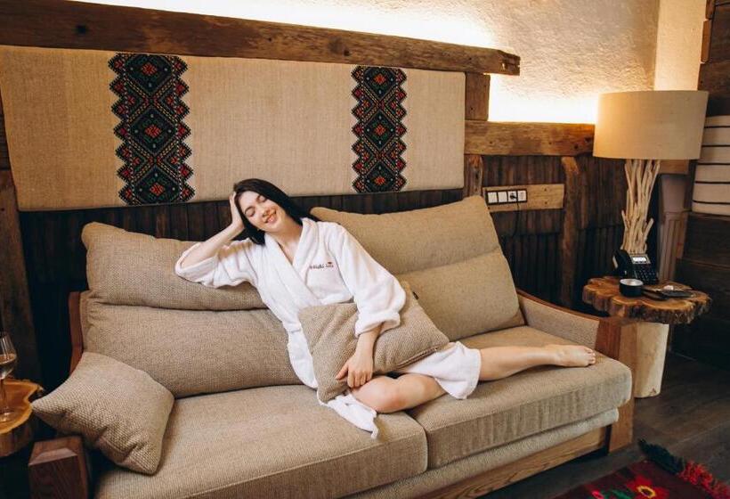 هاستل грибова хата