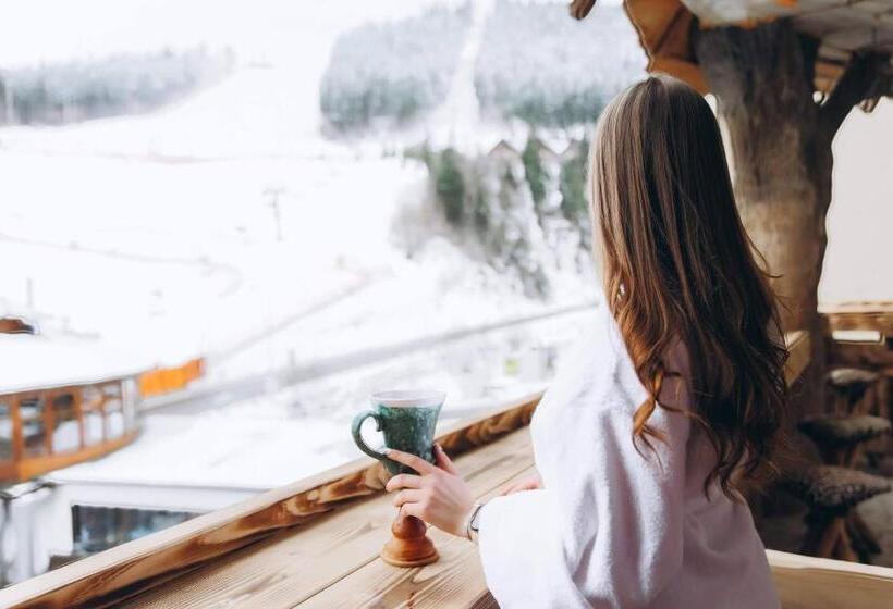 هاستل грибова хата