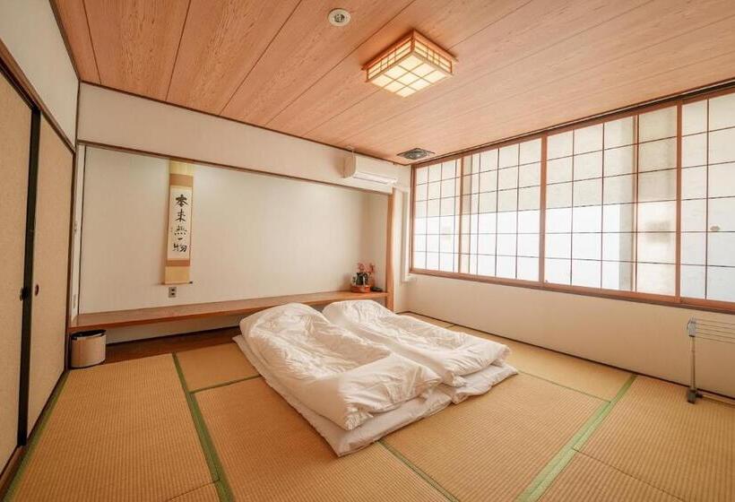 هتل Fuji Yamanakako Resort