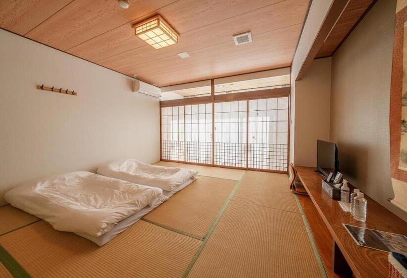 هتل Fuji Yamanakako Resort