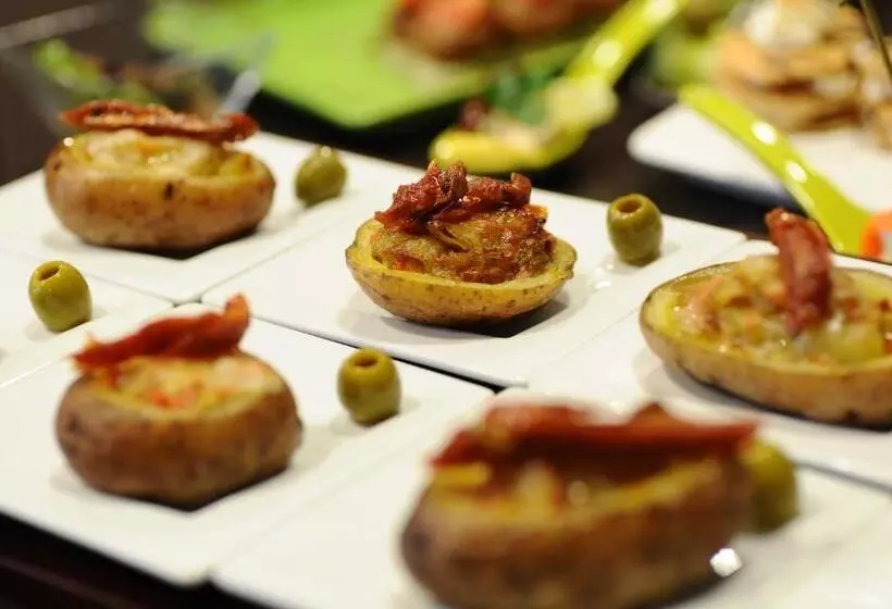 Hotelli Minaret&étterem